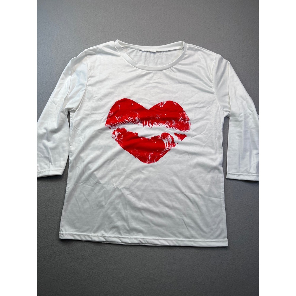Womens White Red Lip Heart Graphic 3/4 Sleeve Crew / Round Neck T-Shirt‎ Size XL
